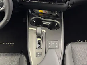 Lexus UX 300h Excellence AWD