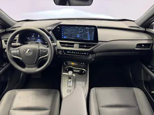 Lexus UX 300h Excellence AWD