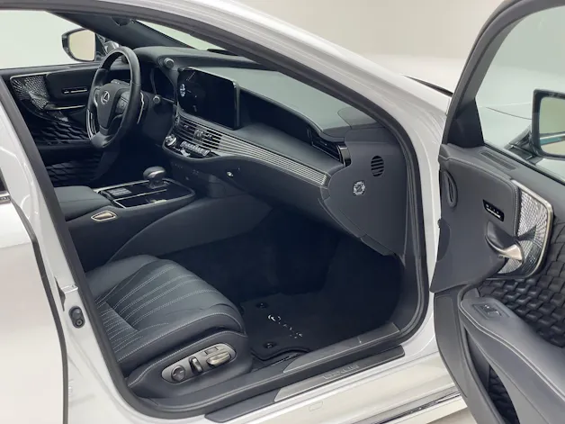 Lexus LS 500h Excellence AWD