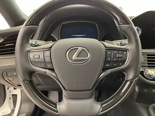 Lexus LS 500h Excellence AWD