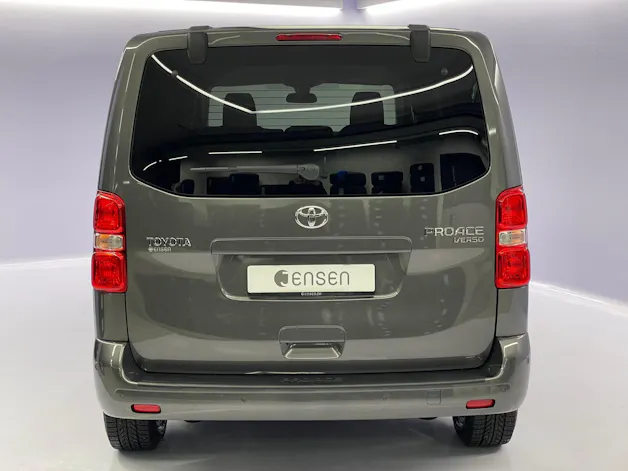 Toyota PROACE Verso L1 2.0 D Trend