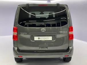 Toyota PROACE Verso L1 2.0 D Trend