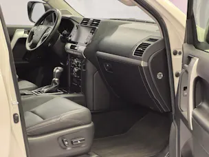 Toyota Land Cruiser 2.8 D 230 Invincible AWD
