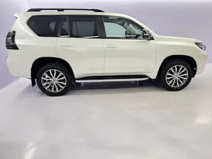 Toyota Land Cruiser 2.8 D 230 Invincible AWD
