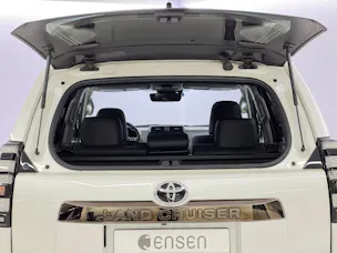 Toyota Land Cruiser 2.8 D 230 Invincible AWD
