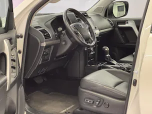 Toyota Land Cruiser 2.8 D 230 Invincible AWD