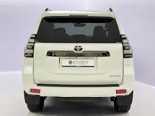 Toyota Land Cruiser 2.8 D 230 Invincible AWD