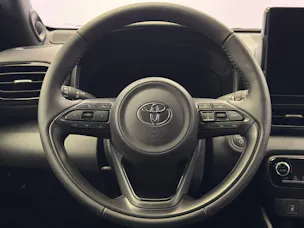 Toyota Yaris 1.5 VVT-i HSD Premium