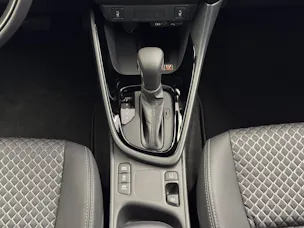 Toyota Yaris 1.5 VVT-i HSD Premium