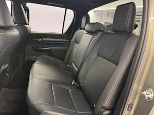 Toyota Hilux Double Cab.-Pick-up 2.8 D-4D MHEV 204 Invincible 4x4