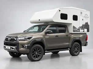 Toyota Hilux Double Cab.-Pick-up 2.8 D-4D MHEV 204 Invincible 4x4