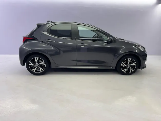 Toyota Yaris 1.5 VVT-i HSD Trend