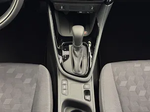 Toyota Yaris 1.5 VVT-i HSD Trend