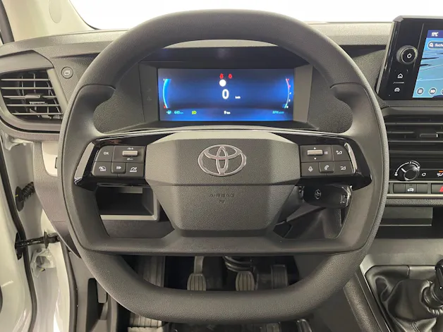 Toyota PROACE Van L1 2.0 D Advanced