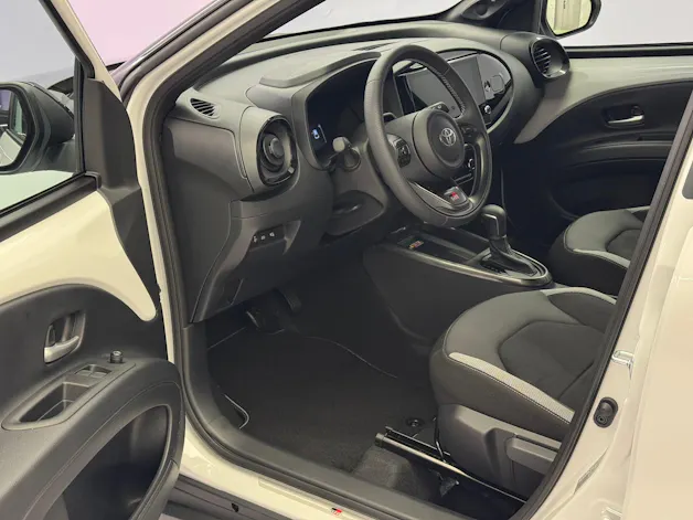 Toyota Aygo X 1.5 VVT-i HSD GR Sport