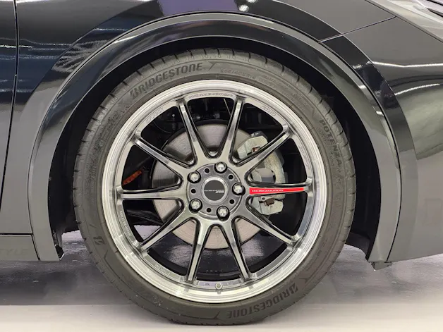 Toyota Prius 2.0 Plug-in-Hybrid Style Drift Force Edition