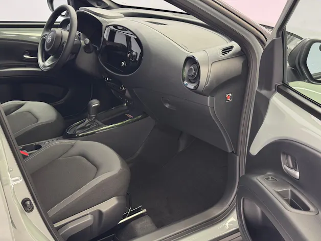 Toyota Aygo X 1.5 VVT-i HSD Style