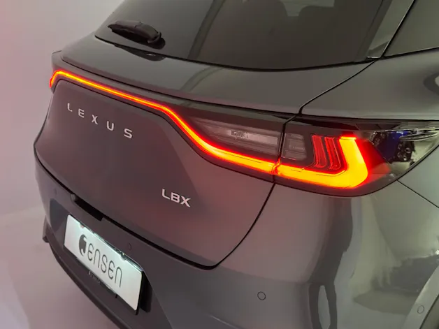 Lexus LBX 1.5 Hybrid Emotion AWD