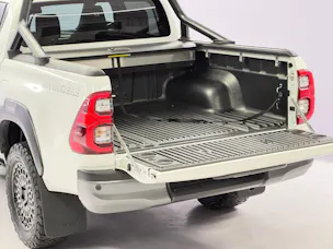 Toyota Hilux Double Cab.-Pick-up 2.8 D-4D MHEV 204 Invincible 4x4