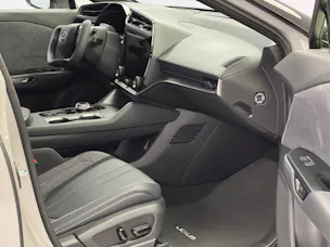 Lexus RZ 550e F Sport AWD
