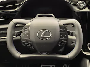 Lexus RZ 550e F Sport AWD