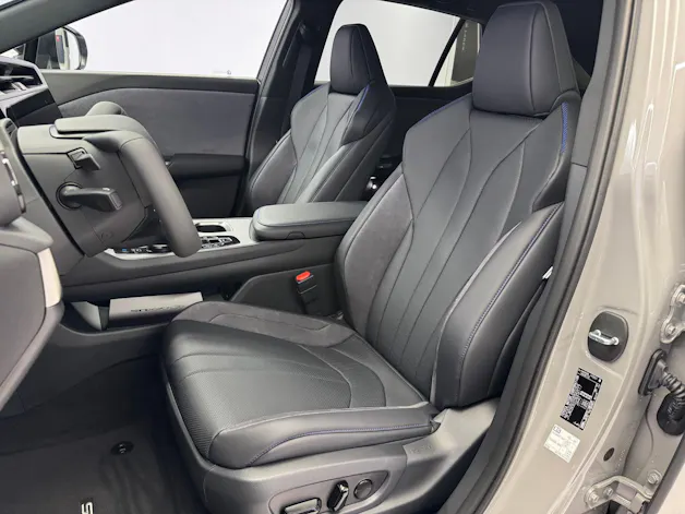 Lexus RZ 550e F Sport AWD