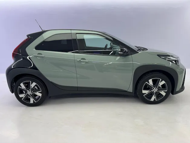Toyota Aygo X 1.5 VVT-i HSD Trend
