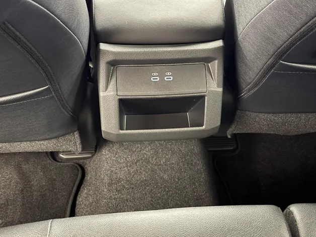 Toyota Hilux Double Cab.-Pick-up 59KWh Style AWD