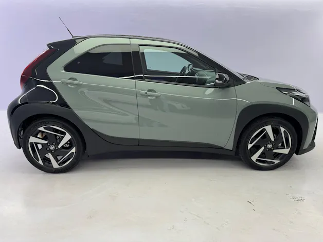 Toyota Aygo X 1.5 VVT-i HSD Style