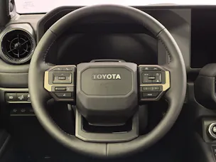 Toyota Land Cruiser 2.8 D 48V Invincible AWD