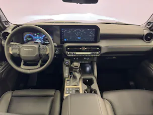 Toyota Land Cruiser 2.8 D 48V Invincible AWD