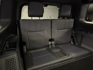 Toyota Land Cruiser 2.8 D 48V Invincible AWD