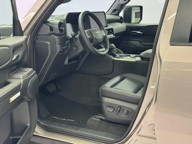 Toyota Land Cruiser 2.8 D 48V Invincible AWD