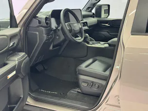 Toyota Land Cruiser 2.8 D 48V Invincible AWD