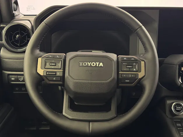 Toyota Land Cruiser 2.8 D 48V Invincible AWD