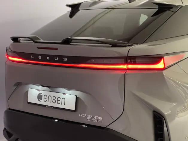 Lexus RZ 550e F Sport AWD