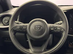Toyota Aygo X 1.5 VVT-i HSD Trend