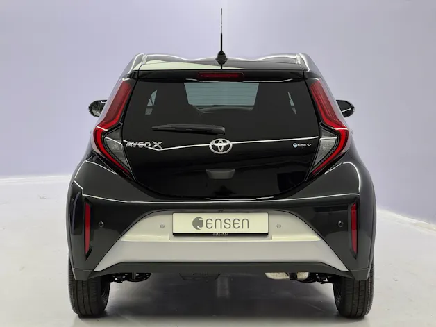 Toyota Aygo X 1.5 VVT-i HSD Trend