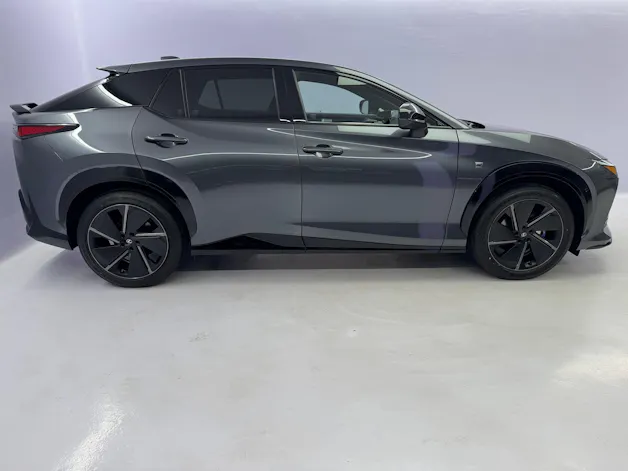 Lexus RZ 550e F Sport AWD