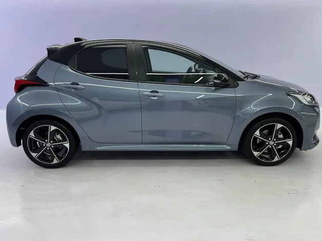 Toyota Yaris 1.5 VVT-i HSD Premium