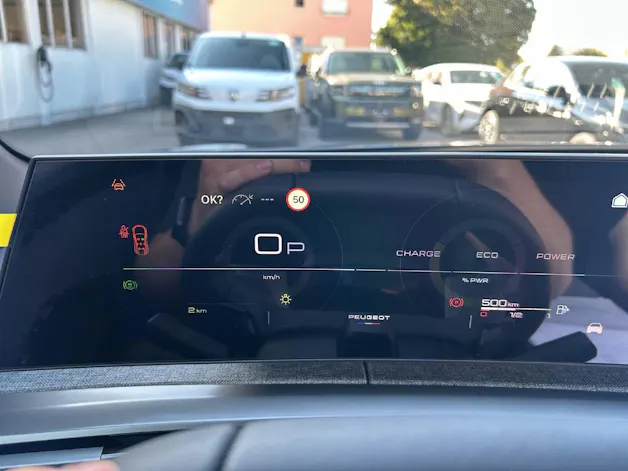 Peugeot 5008 1.2 Hybrid Allure Premium