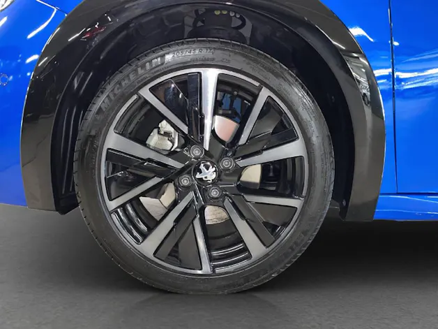 PEUGEOT 208 1.2 PureTech 130 GT