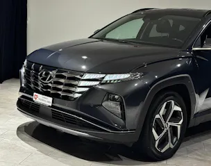 Hyundai Tucson 1.6 TGDI HEV Amplia 4WD | 1.Hand | CH |