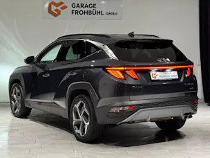 HYUNDAI Tucson 1.6 TGDI HEV Amplia 4WD | 1.Hand | CH |