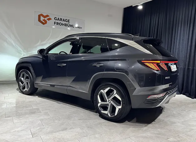 Hyundai Tucson 1.6 TGDI HEV Amplia 4WD | 1.Hand | CH |