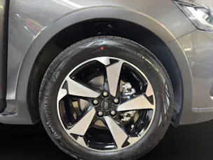 FORD Focus 1.0i EcoB Hybrid 155 Active X