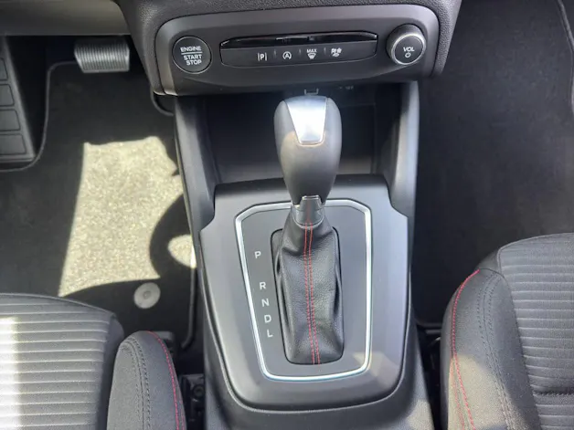 Ford Focus Station Wagon 1.0i EcoB Hybrid 155 ST-Line