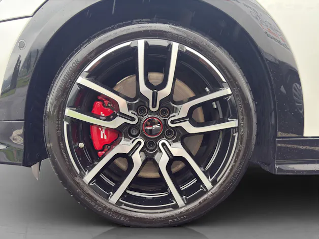 MINI Cabrio John Cooper Works