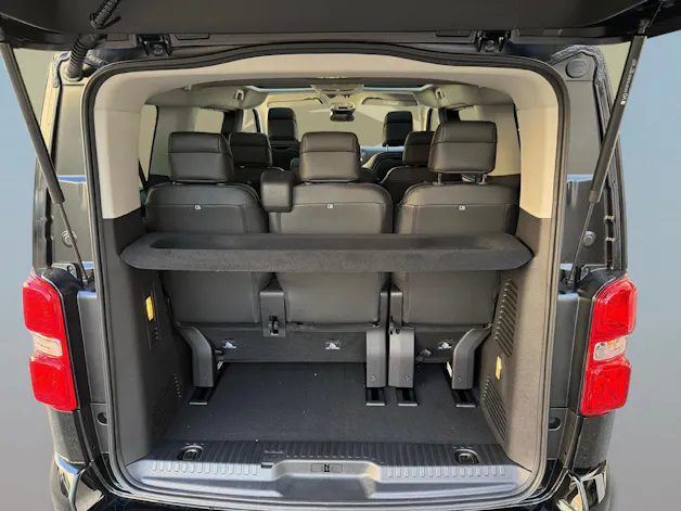 Peugeot Traveller Standard 2.2 BlueHDi 180 Business VIP S/S