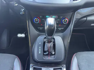 FORD Kuga 2.0 TDCi 180 ST-Line FPS